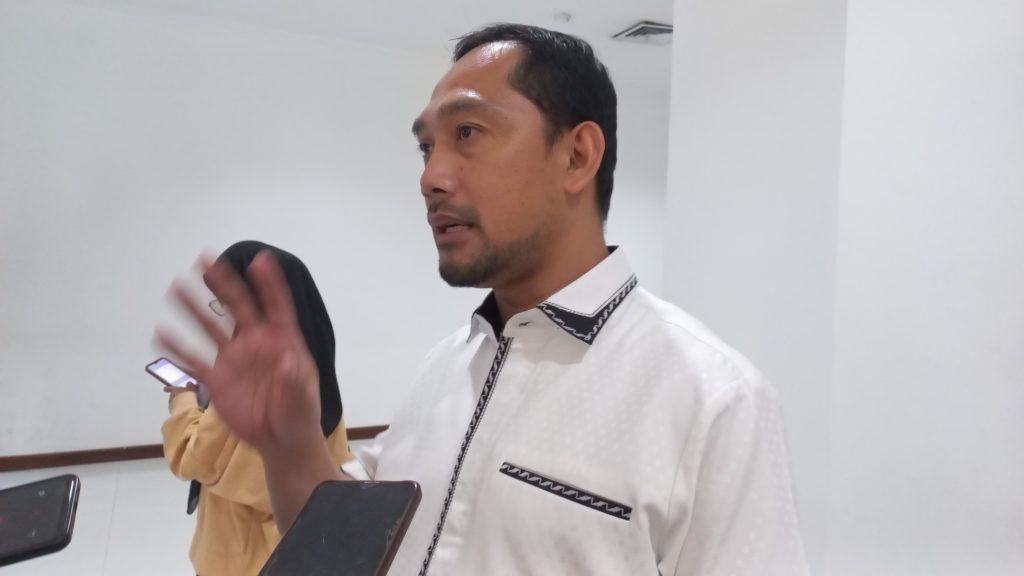 Abdul Rohim Nilai Program Kelengkapan Sekolah di Samarinda Belum ...